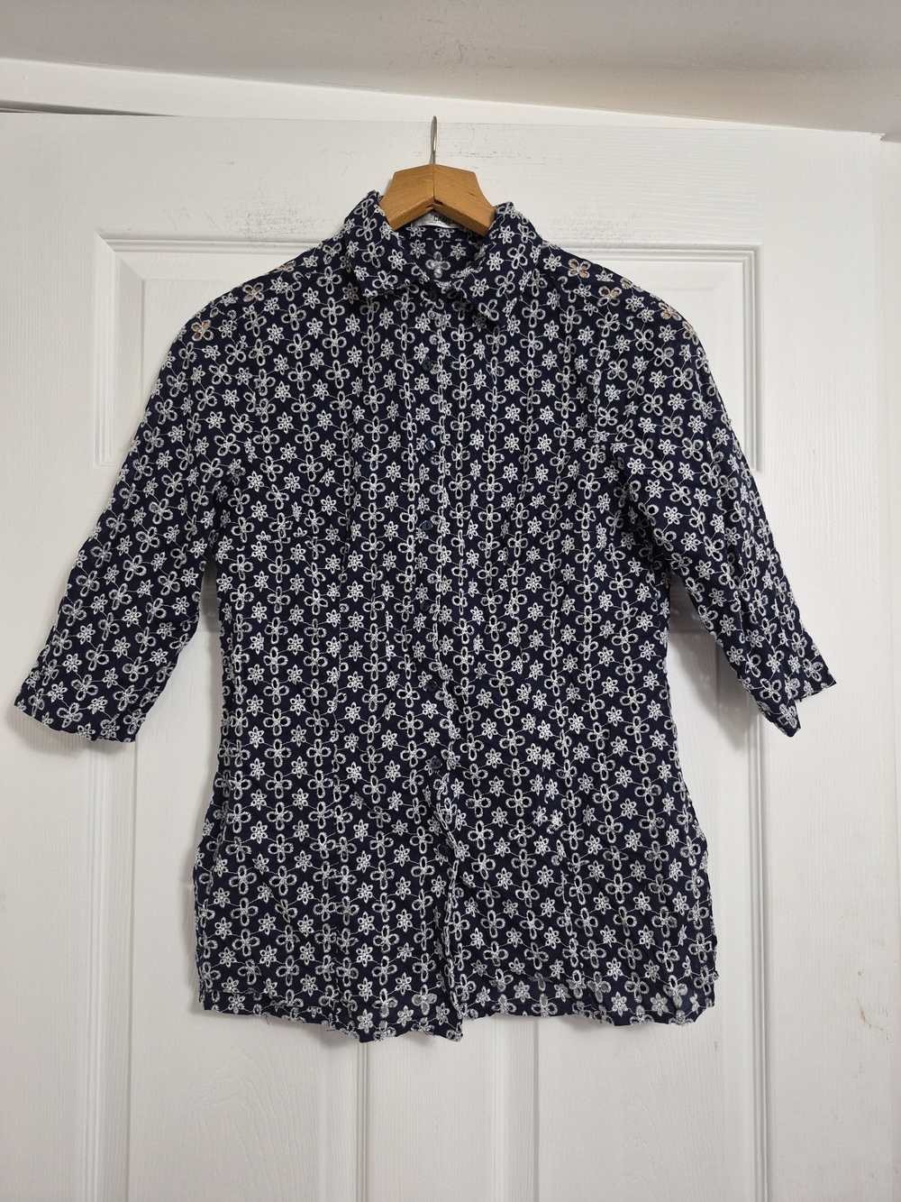 Naracamicie Navy Button-Front Shirt with White Floral Motif Made In Italy